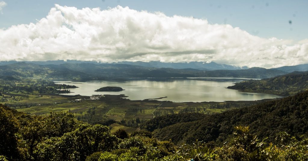 Hostería el Carrizo ubicado en La Laguna de La Cocha
